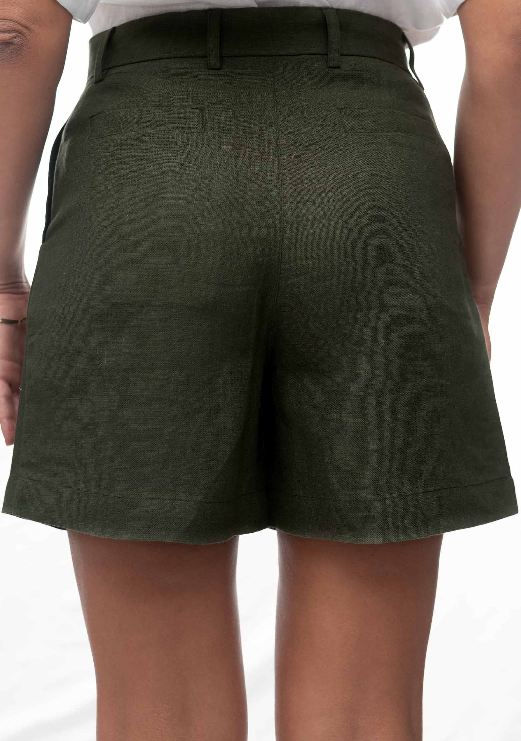 Sabine Sommer-Shorts aus Leinen – Olivgrün