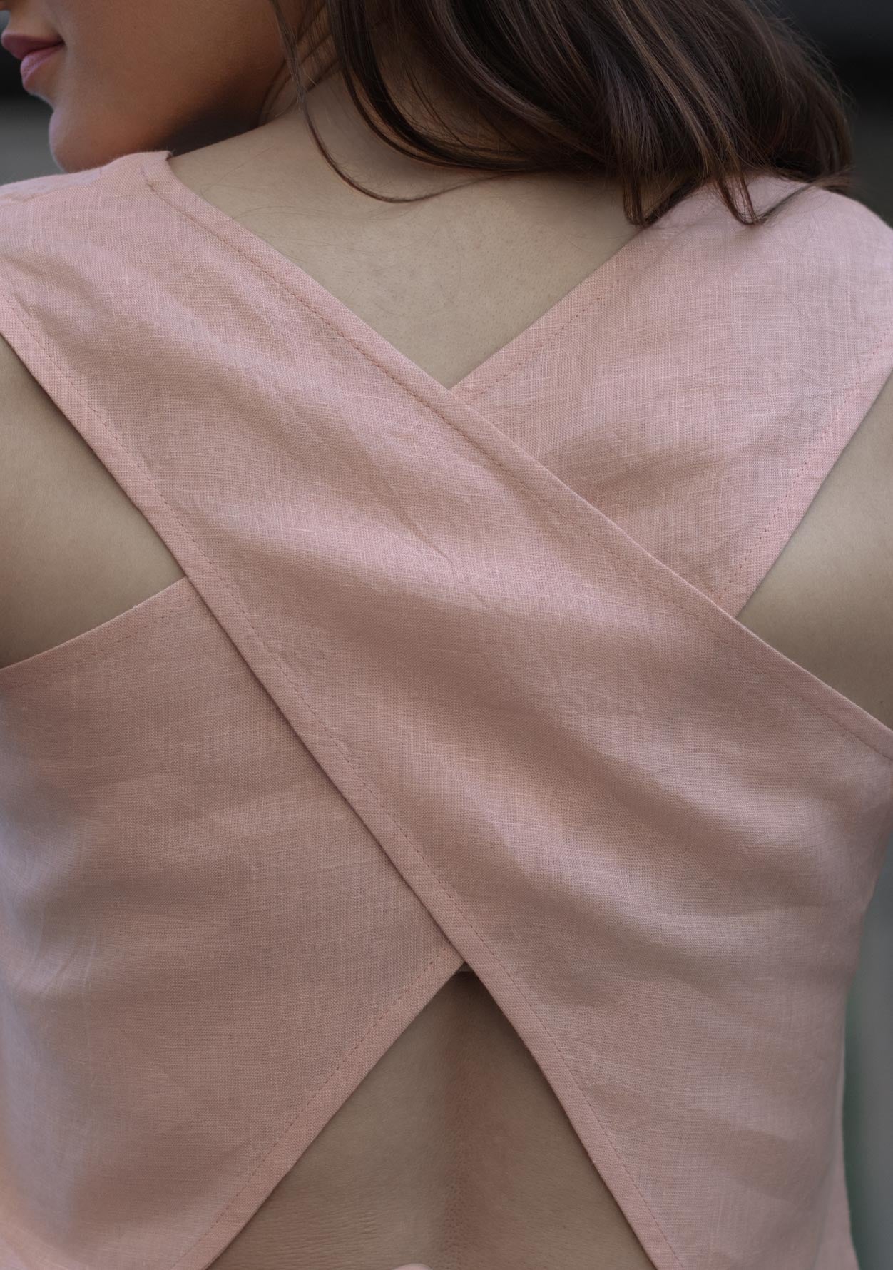 Brunk Top - Linen Cross Back Top for Women in Peach
